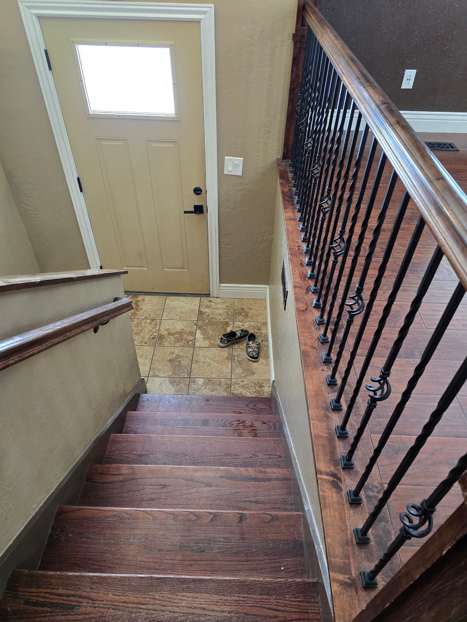 Ogden House: 2121 N 650 W