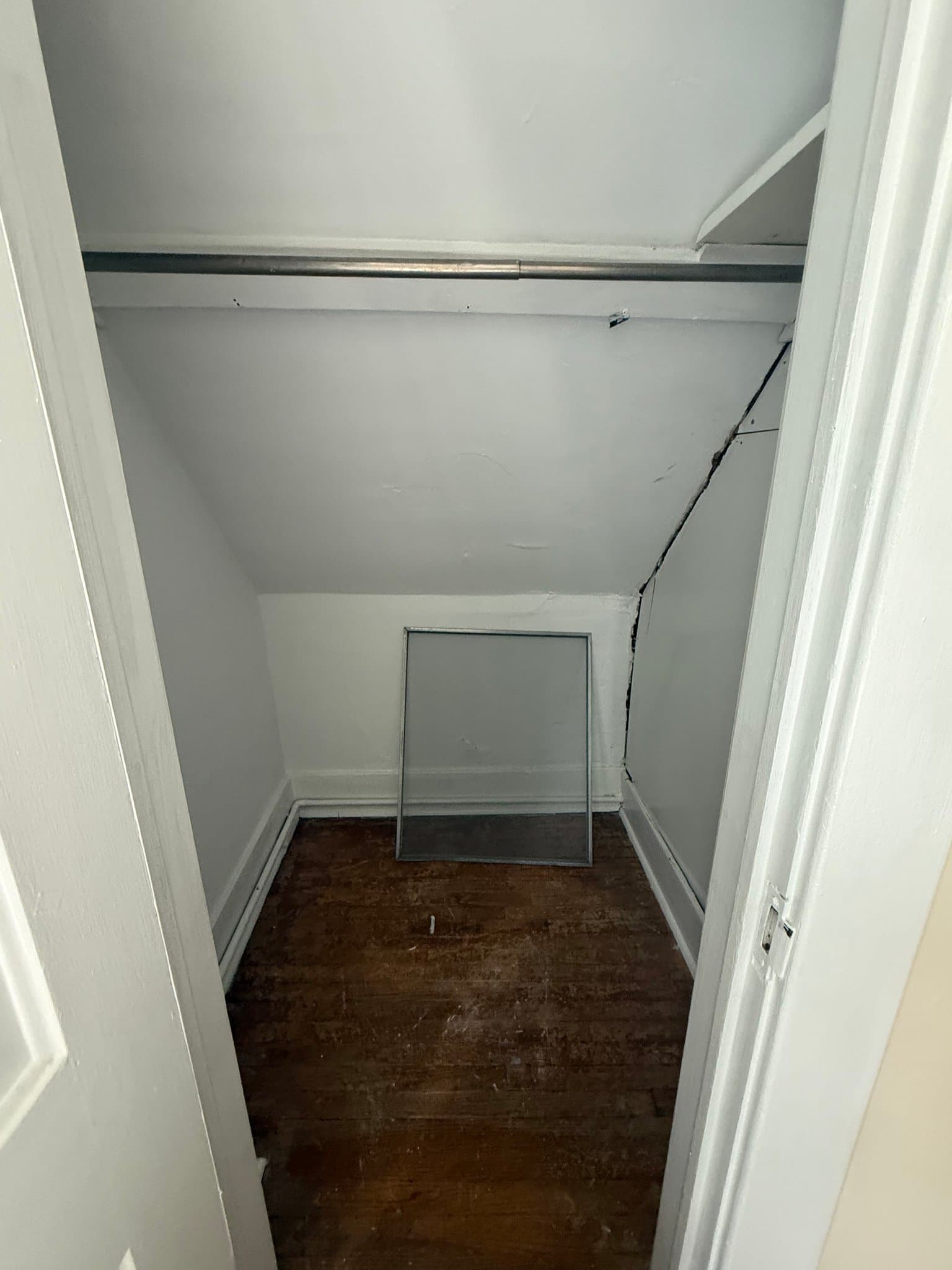 Olean Apartment: 312 Laurens Street
