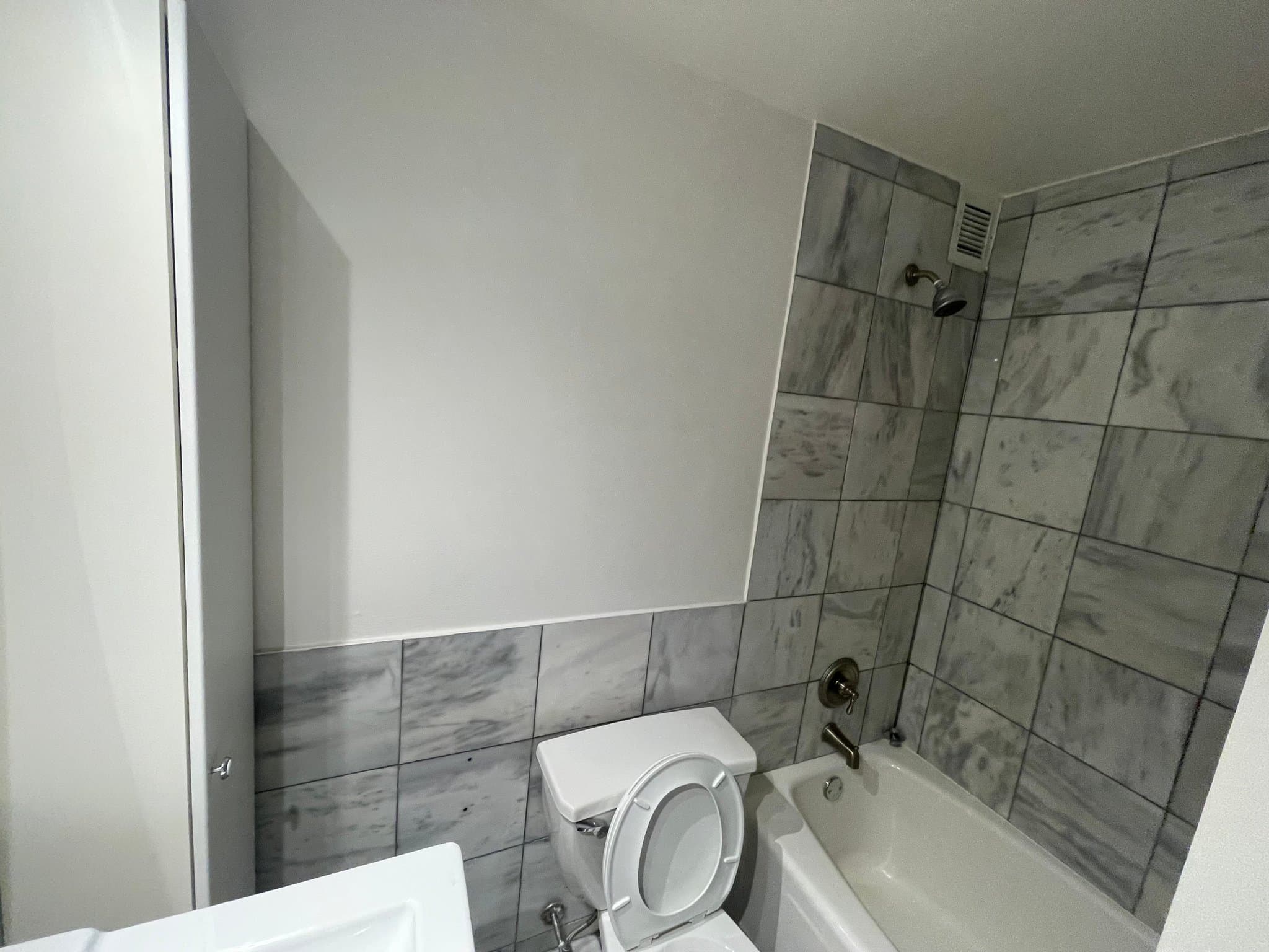 Chicago Condo: 55 E Walton Street