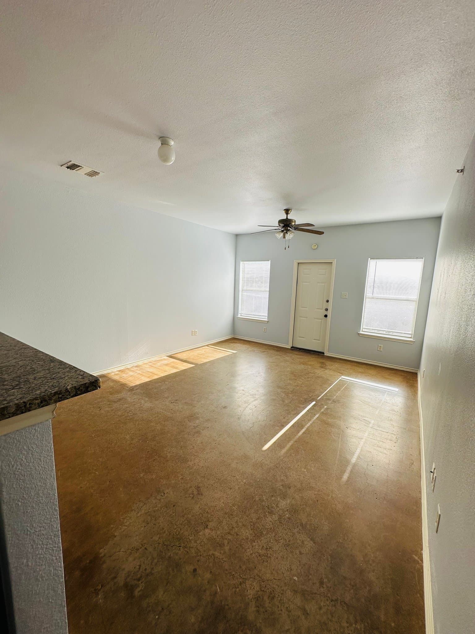 Universal City Townhome: 10611 Mathom Landing