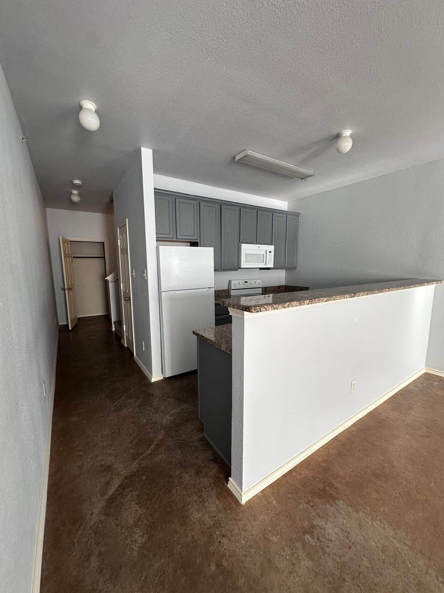 Universal City Townhome: 10611 Mathom Landing