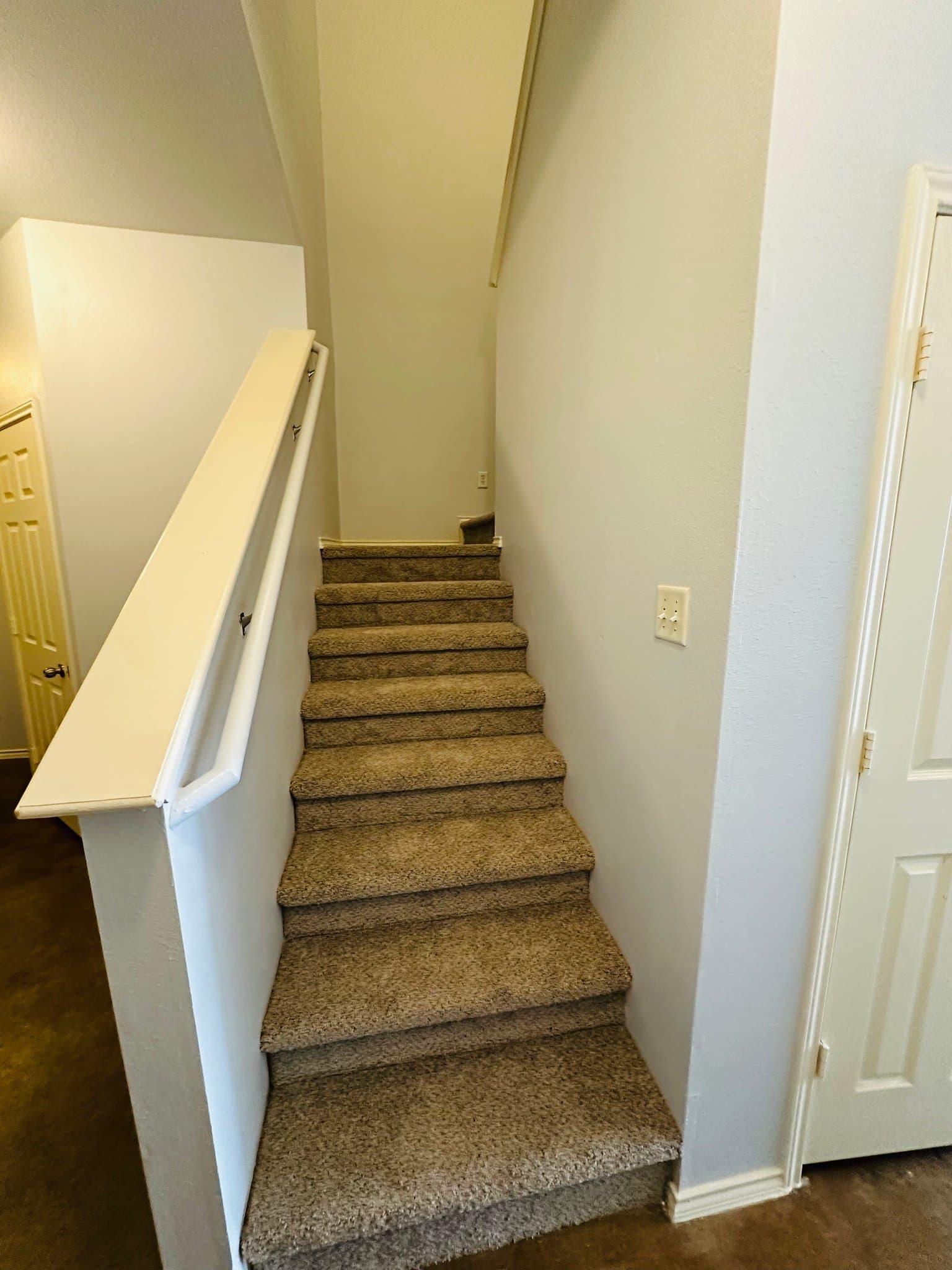 Universal City Townhome: 10611 Mathom Landing