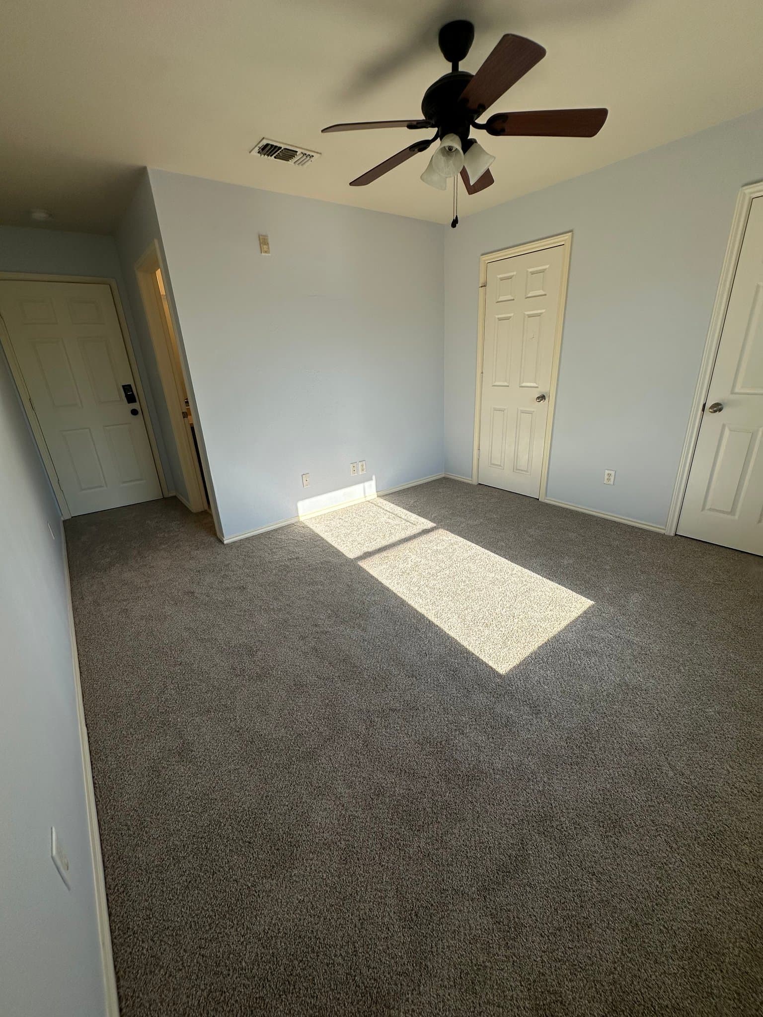 Universal City Townhome: 10611 Mathom Landing