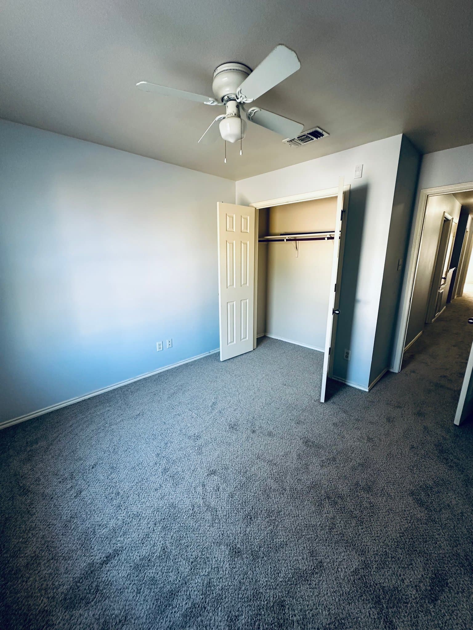 Universal City Townhome: 10611 Mathom Landing