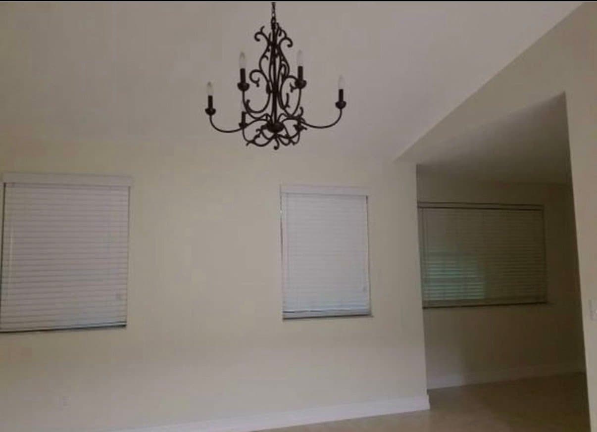 Hialeah Condo: 18308 NW 68th