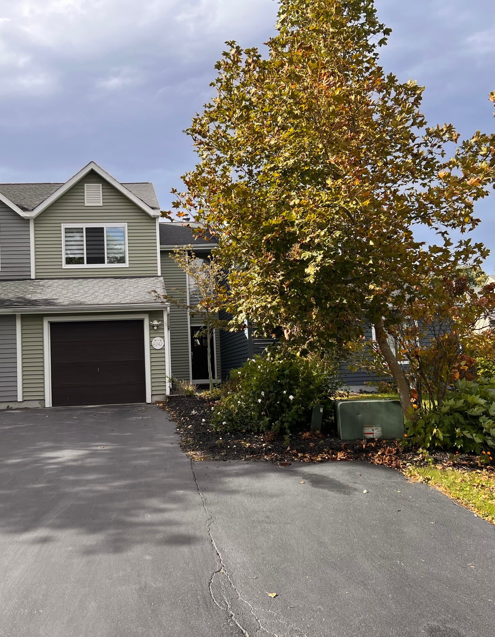 Liverpool Townhome: 8242 Beehive Cir