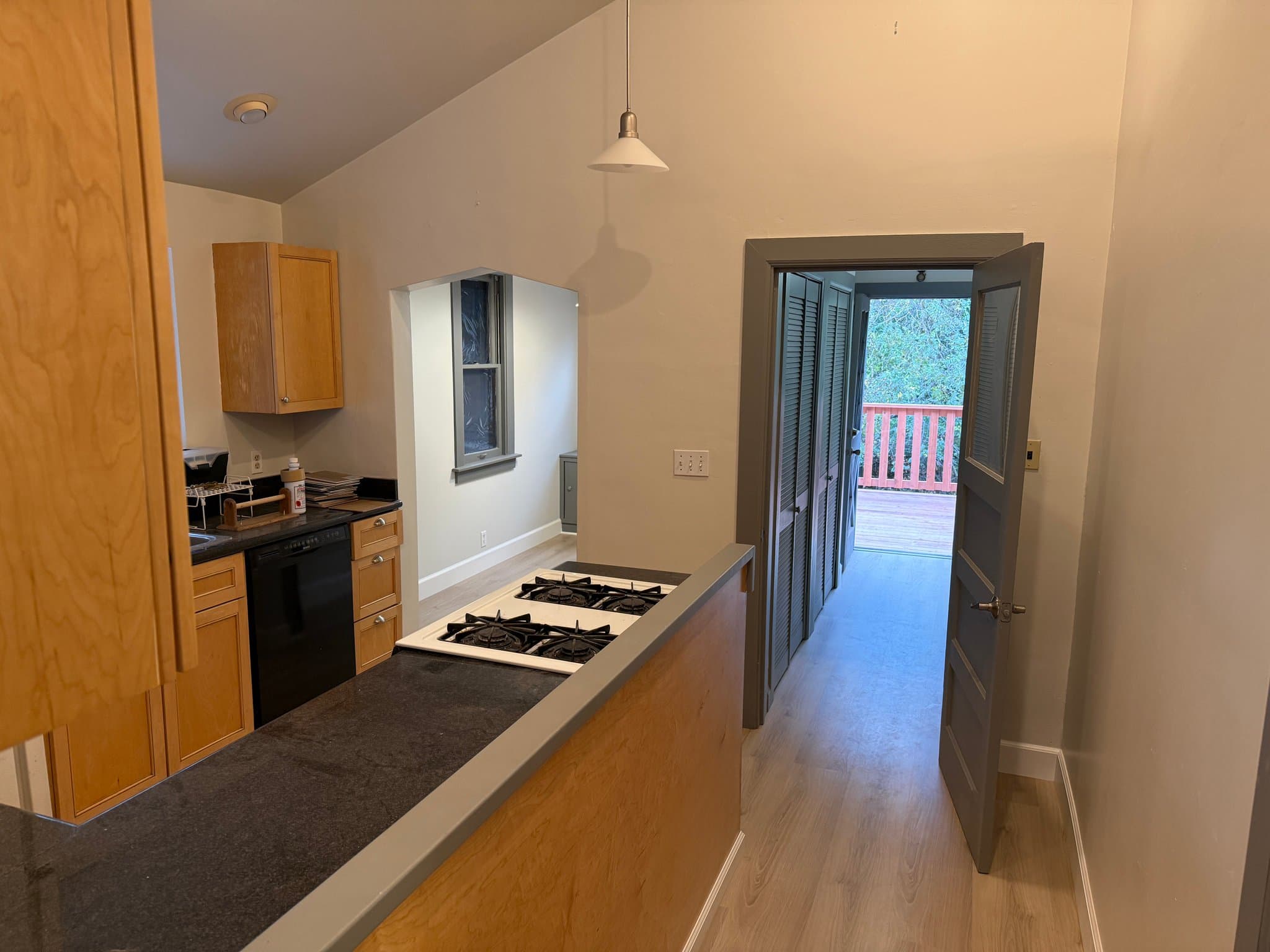 Martinez House: 5455 Alhambra Valley Rd