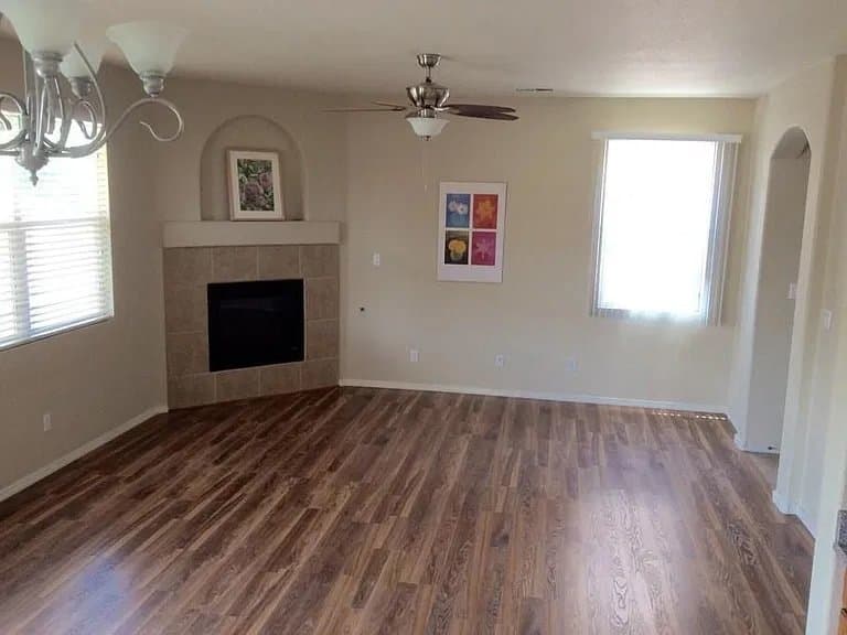 Albuquerque House: 7420 Willow Springs Rd NE