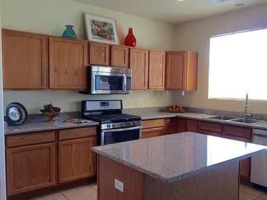 Albuquerque House: 7420 Willow Springs Rd NE
