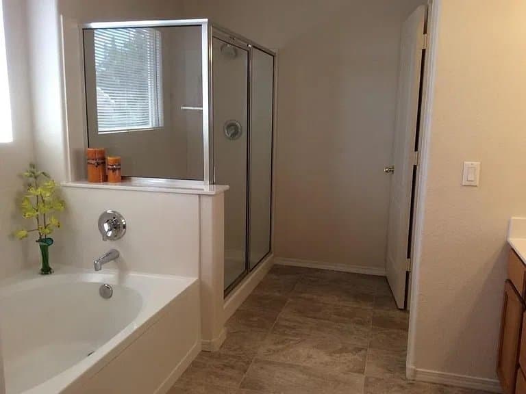 Albuquerque House: 7420 Willow Springs Rd NE