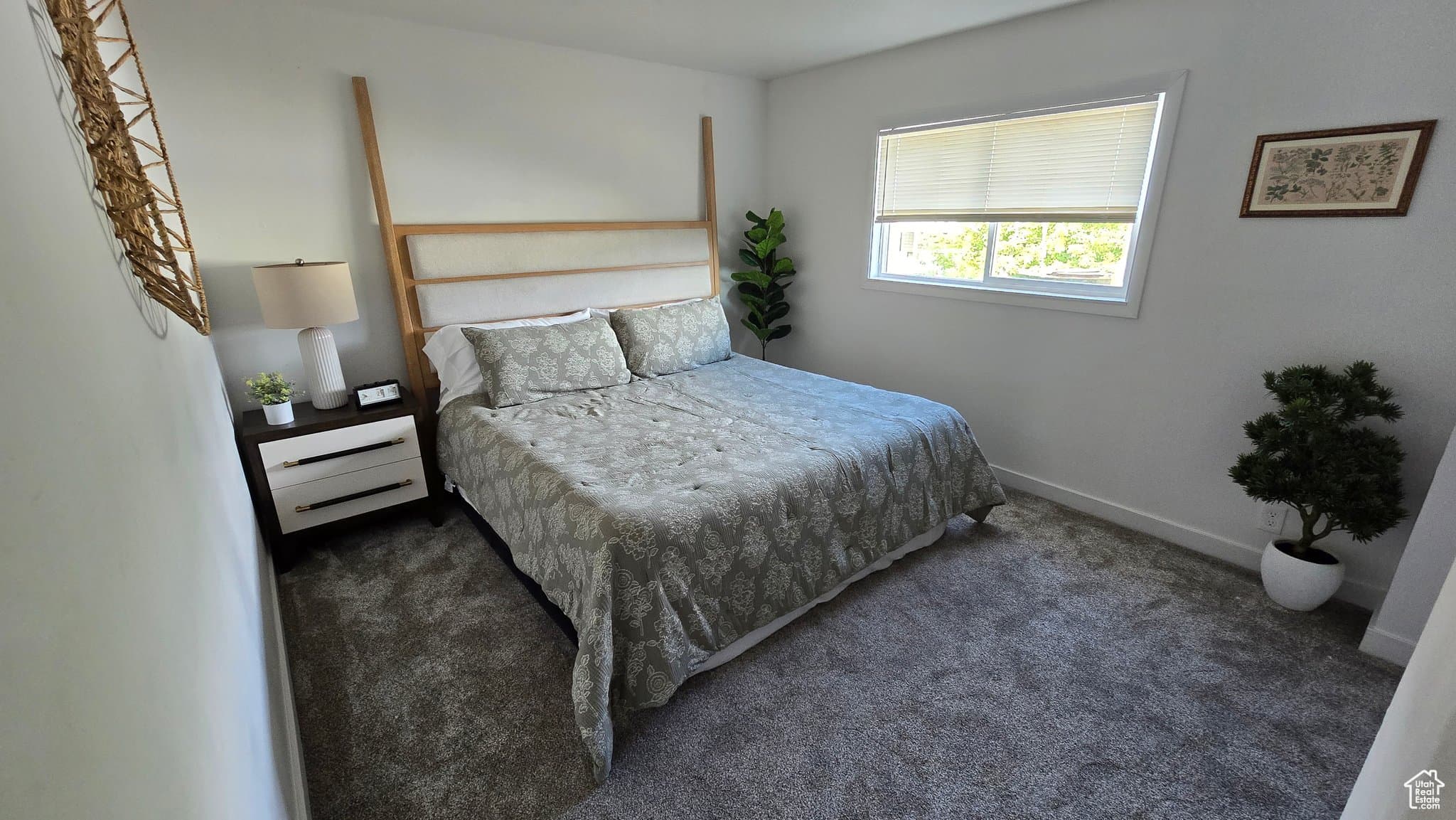 Magna Single Room: 2650 S Melville Dr
