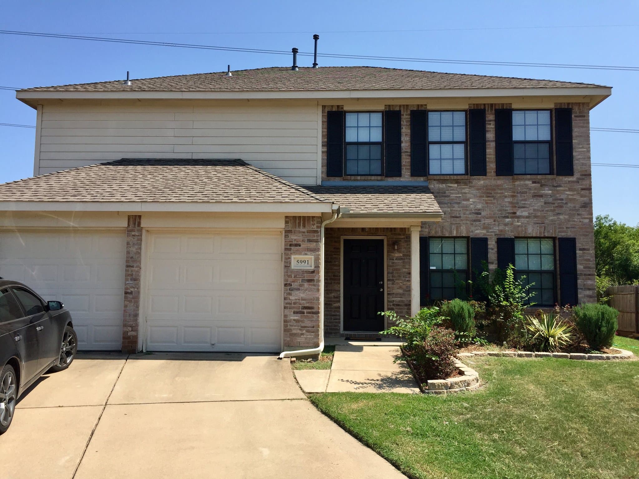 Grand Prairie House: 5991 Waterford Dr