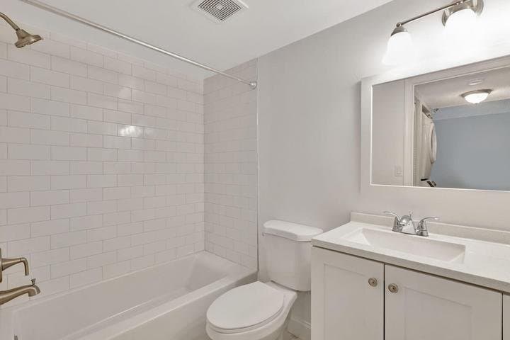 Boca Raton Condo: 321 Norwood Terrace N123