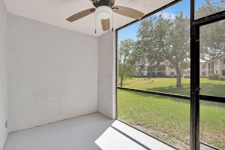 Boca Raton Condo: 321 Norwood Terrace N123
