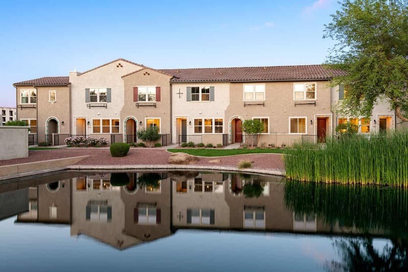 Gilbert House: 1822 E Chelsea Ln,