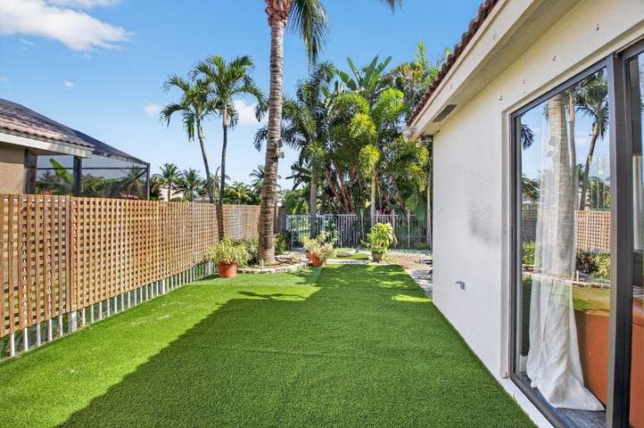 Boynton Beach House: 3527 STRATTON Lane
