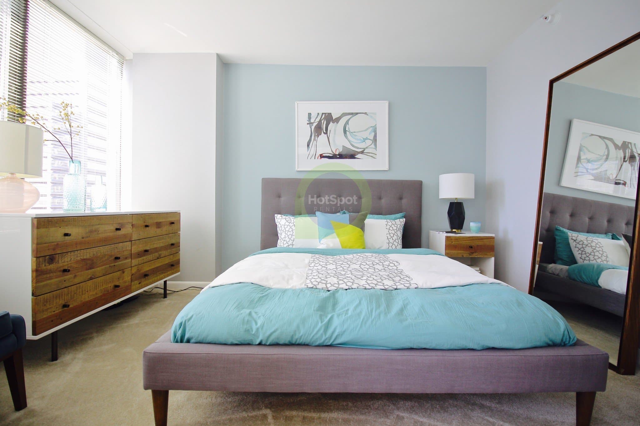 Chicago Condo: 614 North Mc Clurg Court