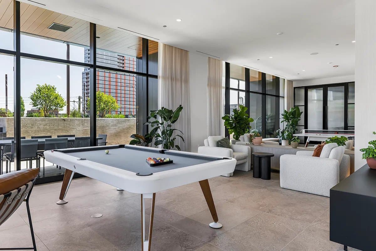Chicago Condo: 1233 West Fulton Market