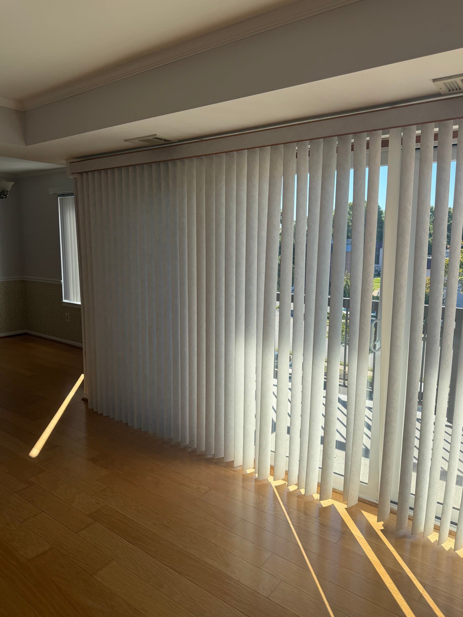 Fairfax Condo: 9730 Kingsbridge Dr