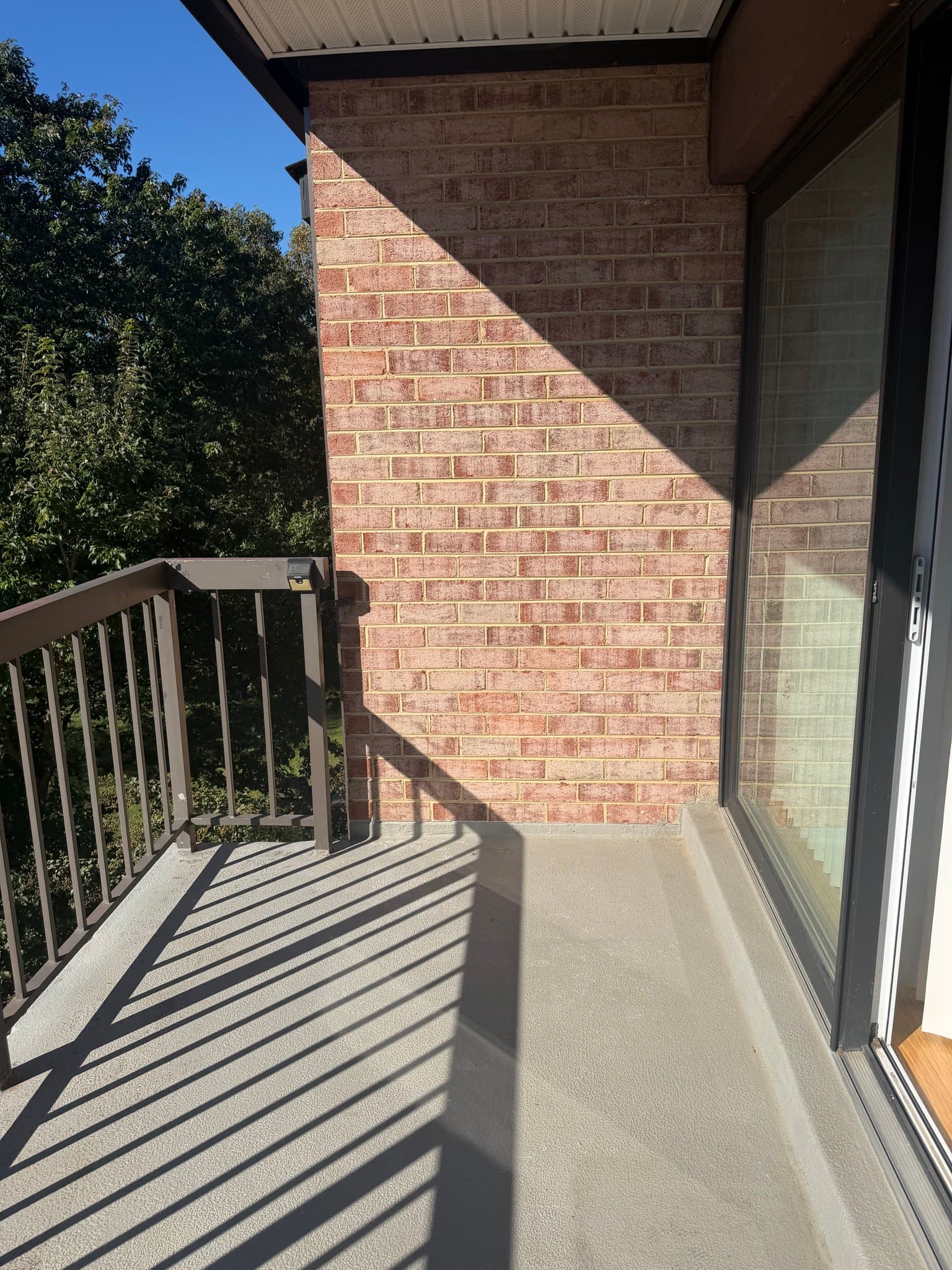 Fairfax Condo: 9730 Kingsbridge Dr