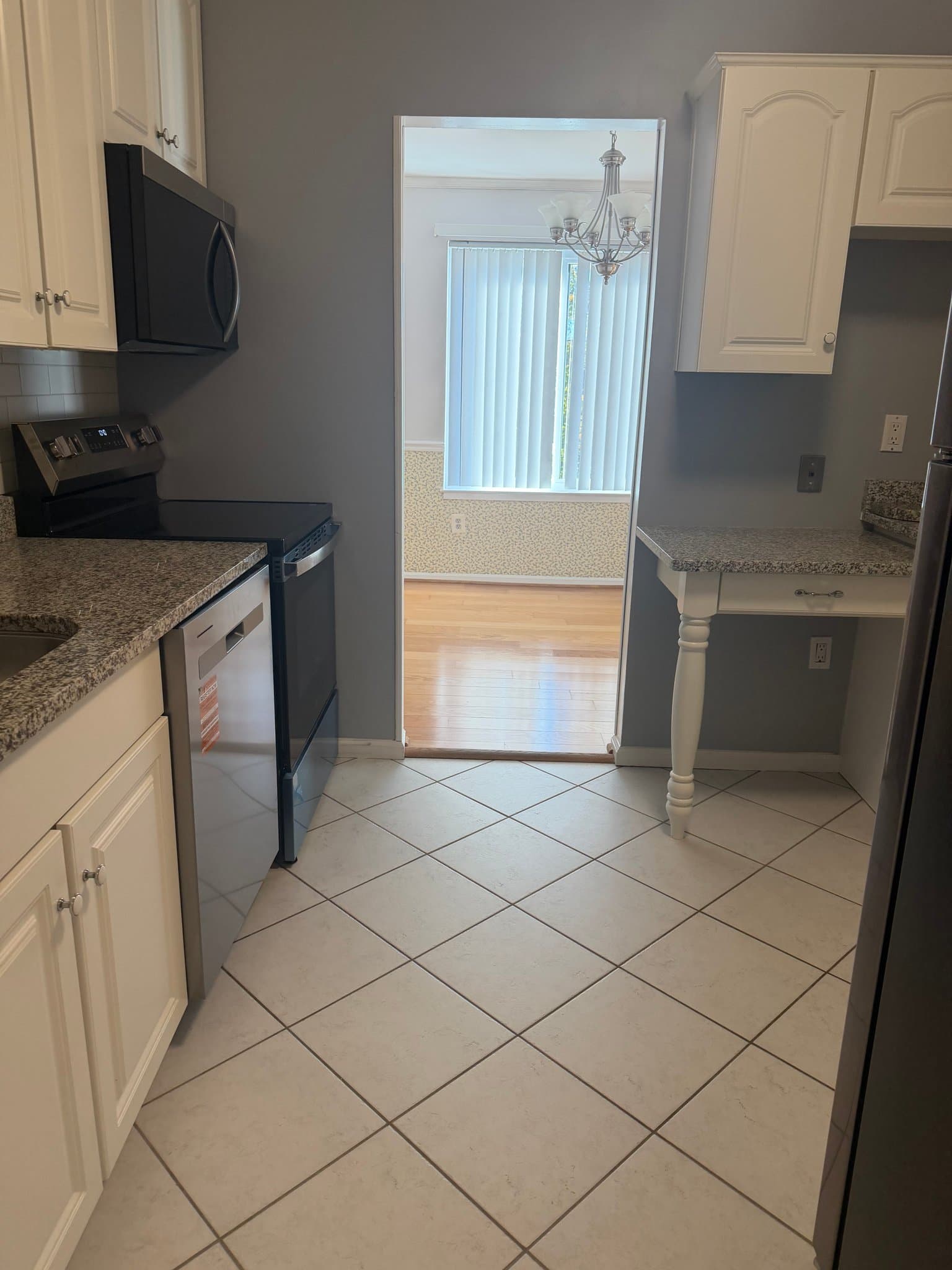 Fairfax Condo: 9730 Kingsbridge Dr