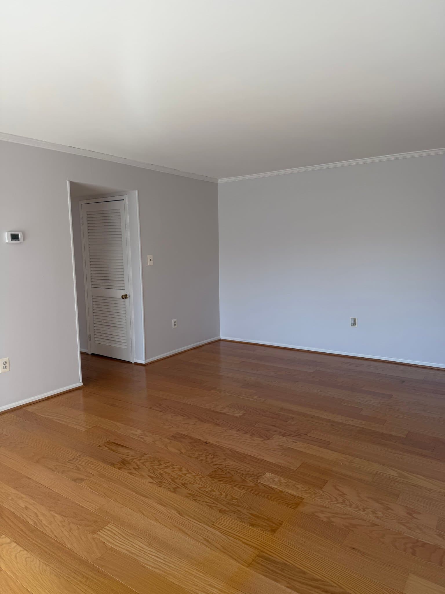 Fairfax Condo: 9730 Kingsbridge Dr