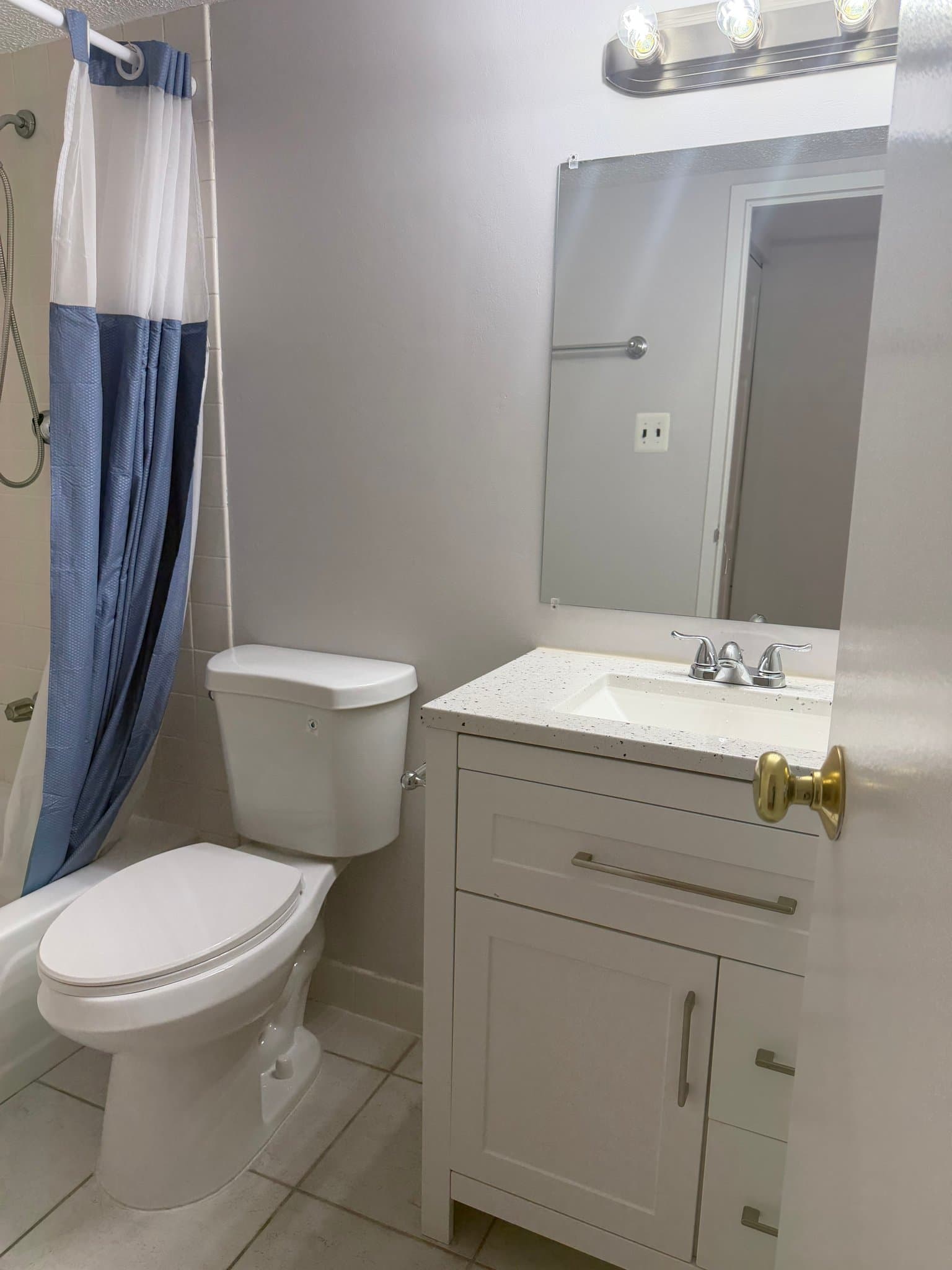 Fairfax Condo: 9730 Kingsbridge Dr