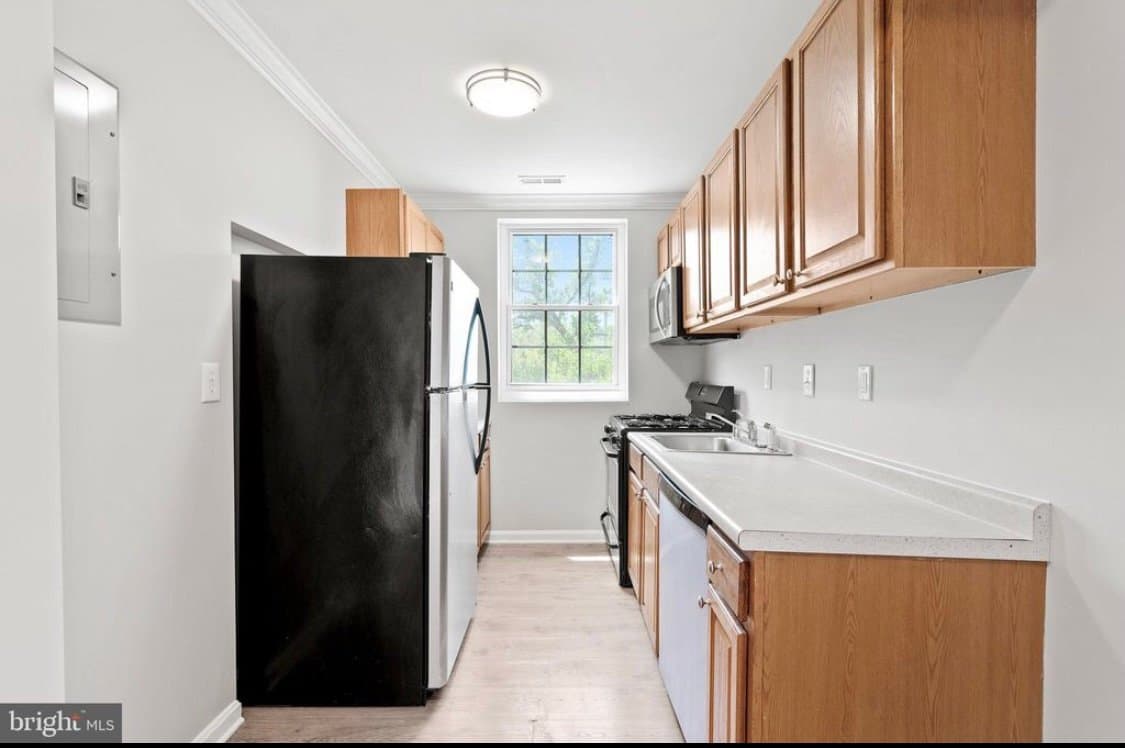 Washington Condo: 4508 B St SE