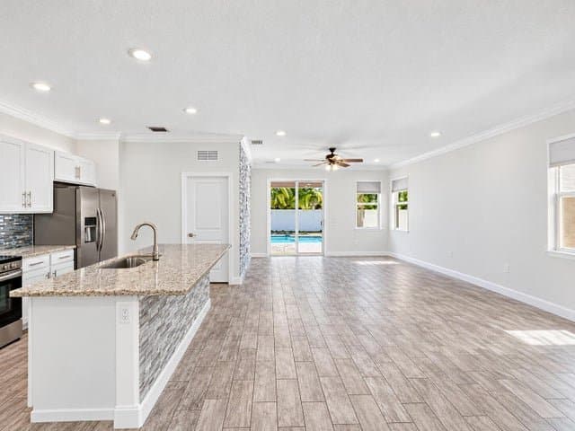 Lake Worth House: 4065 Tomoka Dr