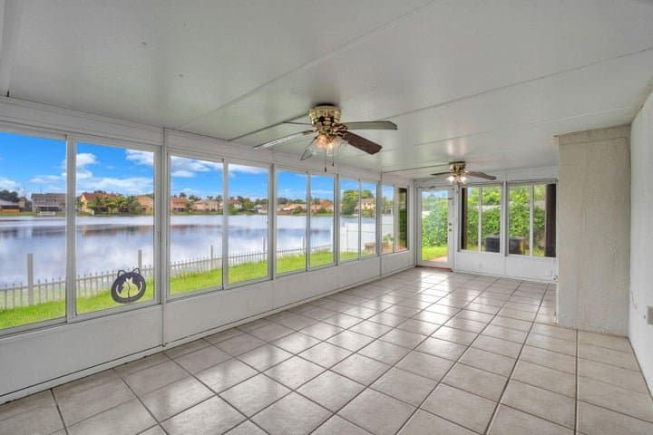 Pembroke Pines House: 1020 SW 99TH Avenue
