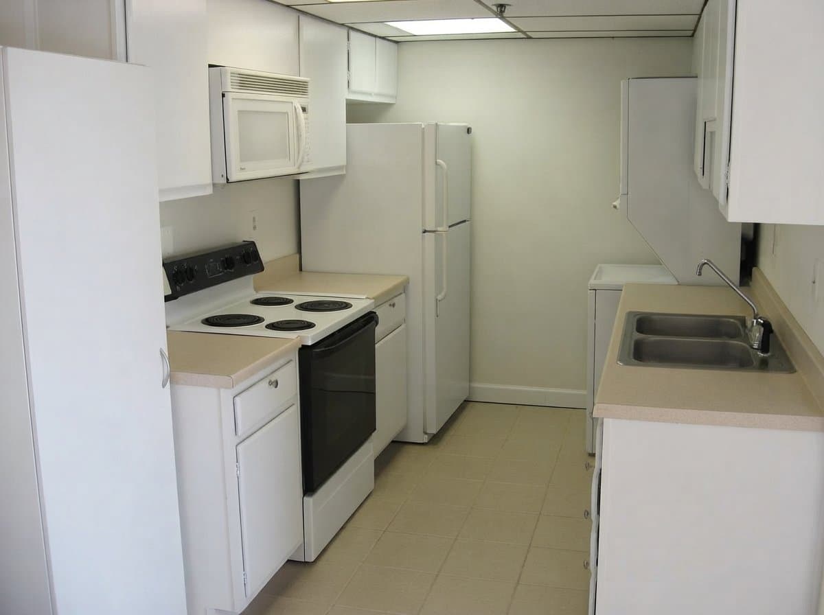 Alexandria Condo: 5911 Edsall Rd