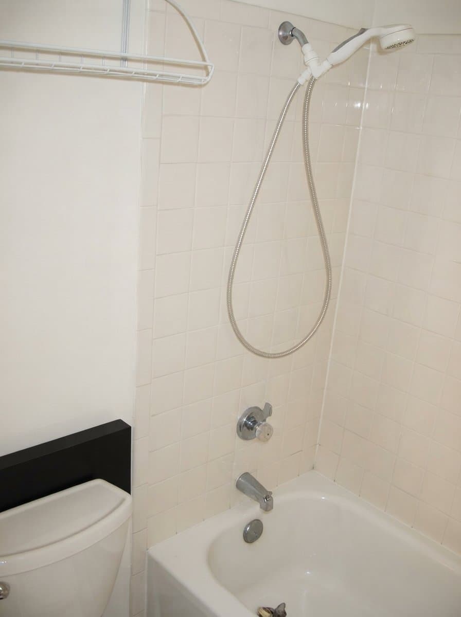 Alexandria Condo: 5911 Edsall Rd