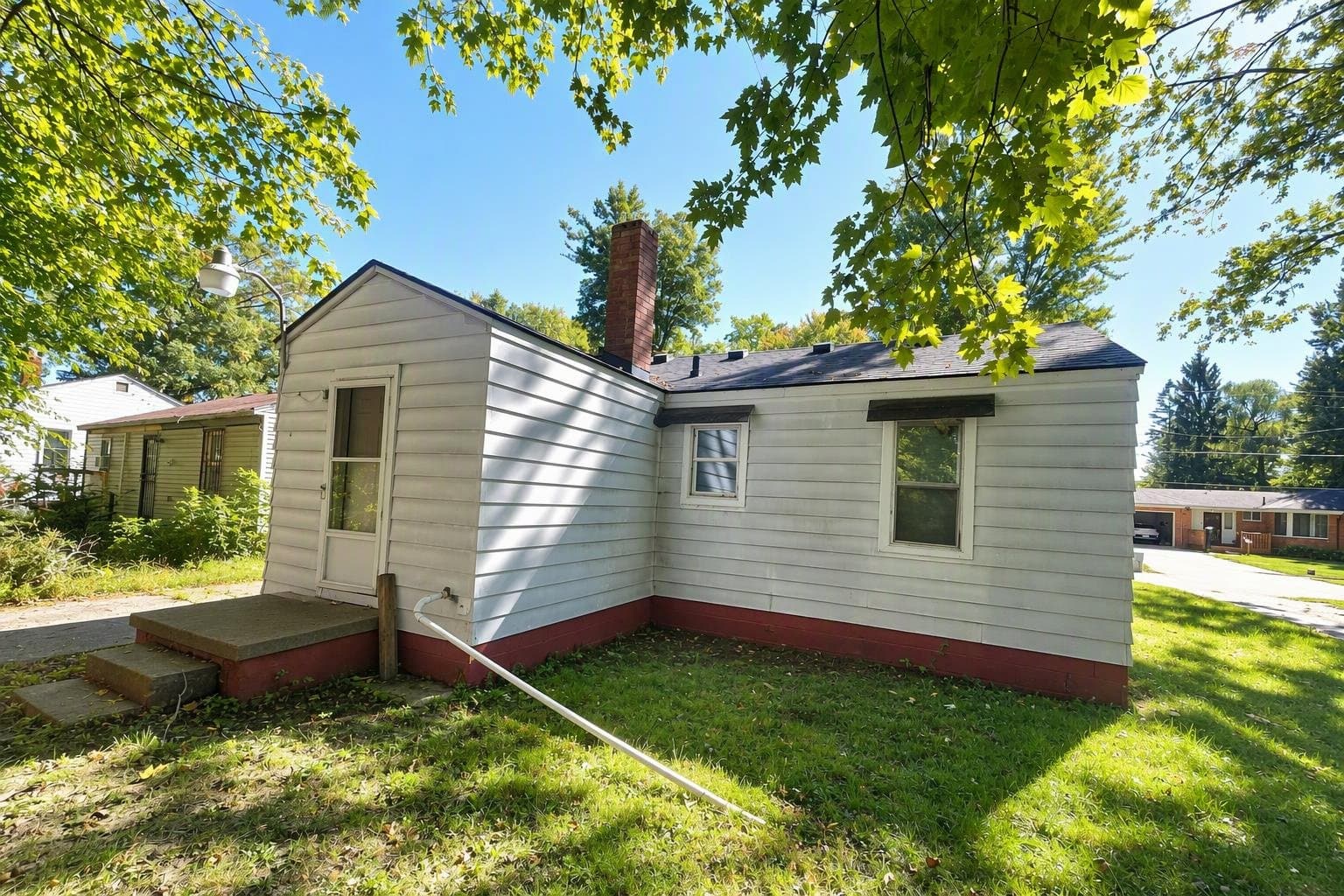 Flint House: 306 W Gracelawn Ave