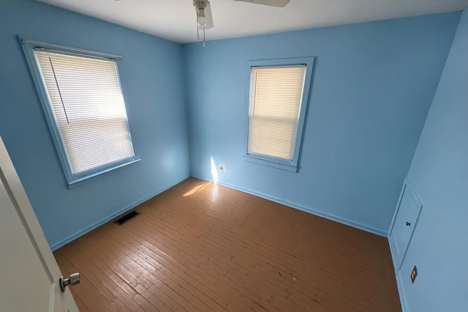 Flint House: 306 W Gracelawn Ave