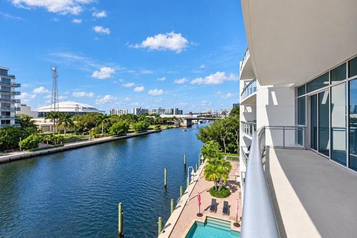 Miami Condo: 1090 NW North River Drive 402