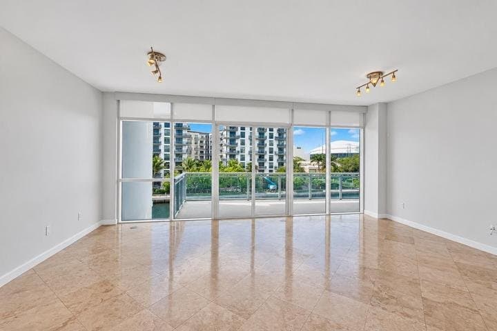Miami Condo: 1090 NW North River Drive 402