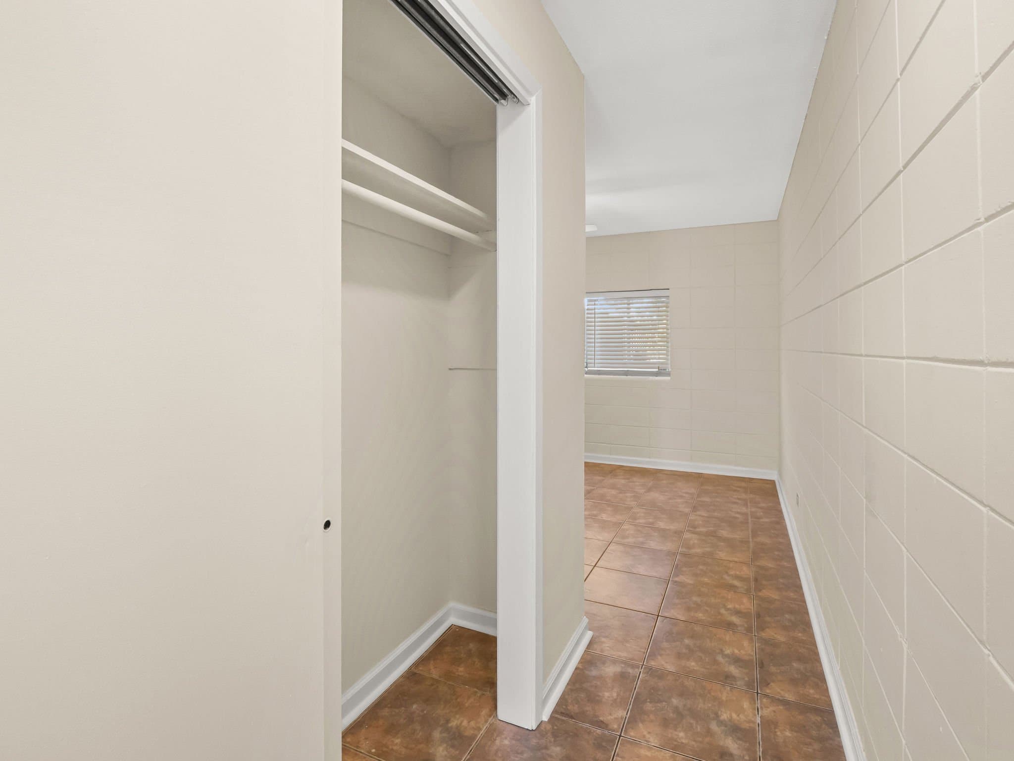 Lake Charles Apartment: 710 Iris St