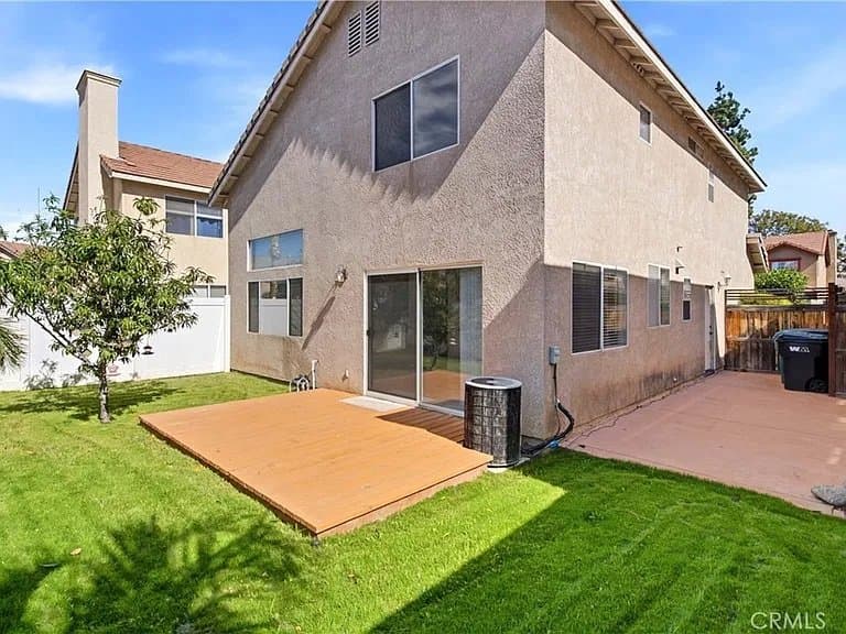 Corona House: 930 Primrose Ln