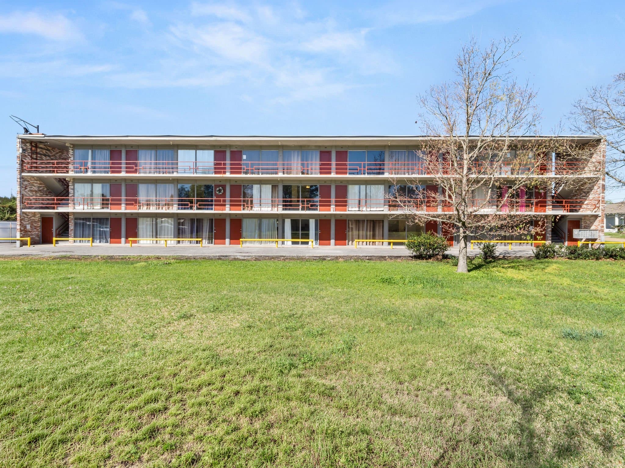 Lake Charles Apartment: 710 Iris St