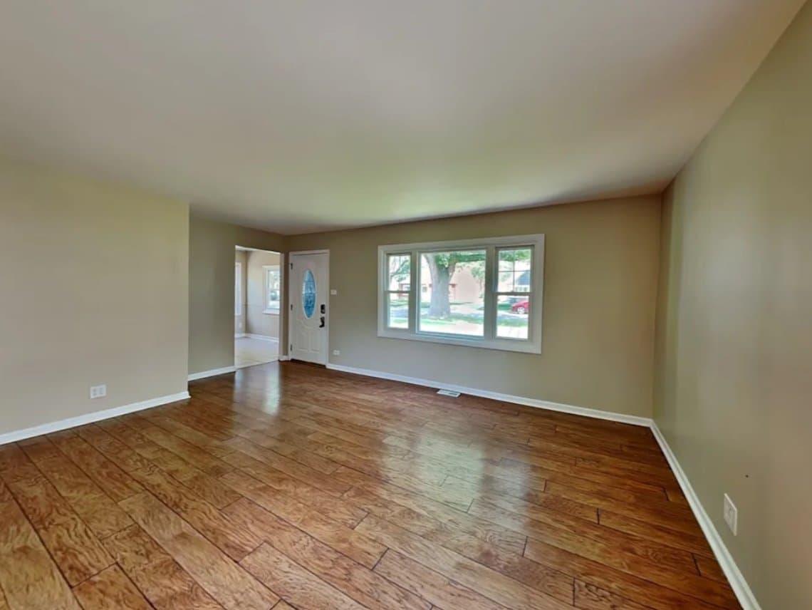 Oak Lawn House: 9225 S 49th Ct