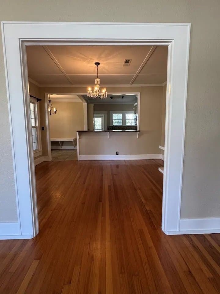 Headland House: 405 Cleveland St