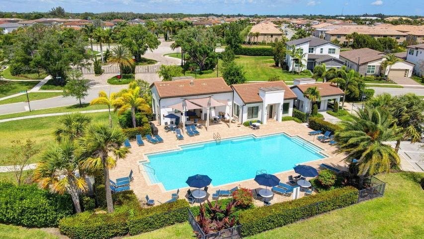 Lake Worth House: 5209 Beland Dr