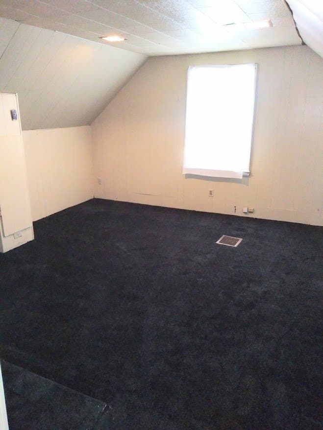 Detroit House: 18171 Fielding St