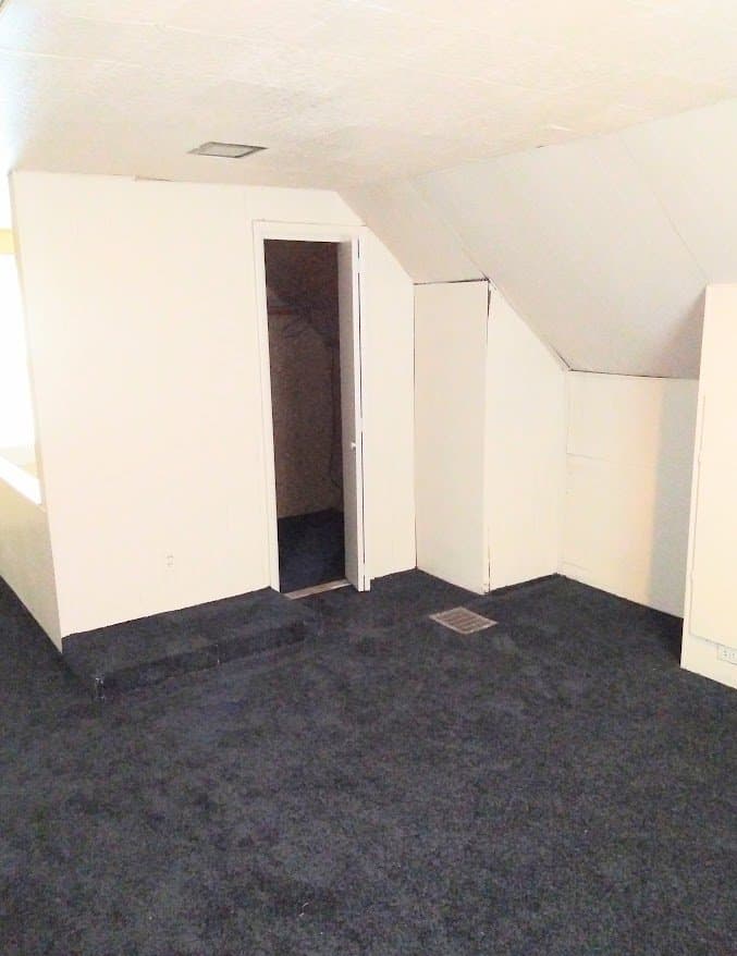 Detroit House: 18171 Fielding St