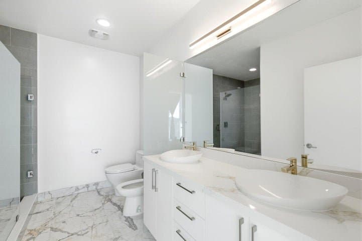 Miami Condo: 888 BISCAYNE Boulevard 4904