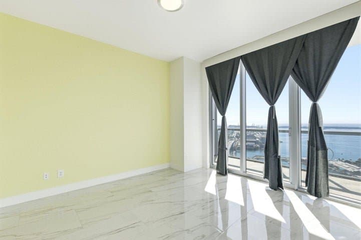 Miami Condo: 888 BISCAYNE Boulevard 4904