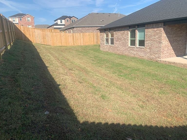 Springdale House: 1503 Ridgeview Dr