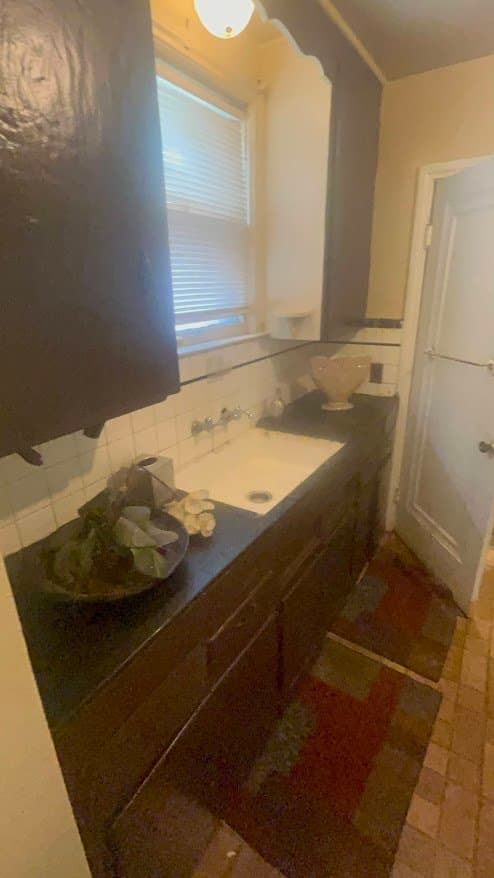 Highland Park House: 20495 Russell St
