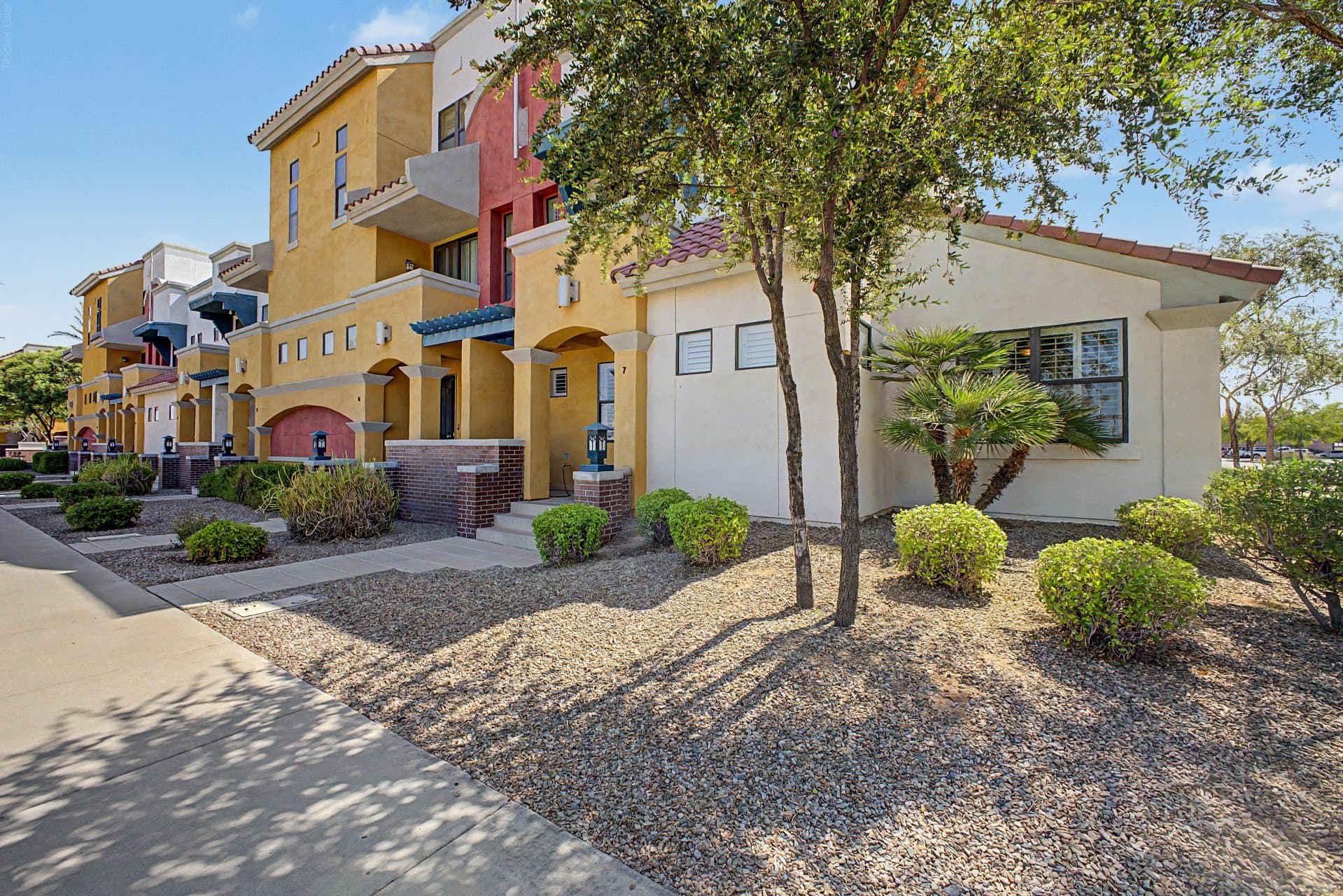 Chandler Townhome: 123 N WASHINGTON ST