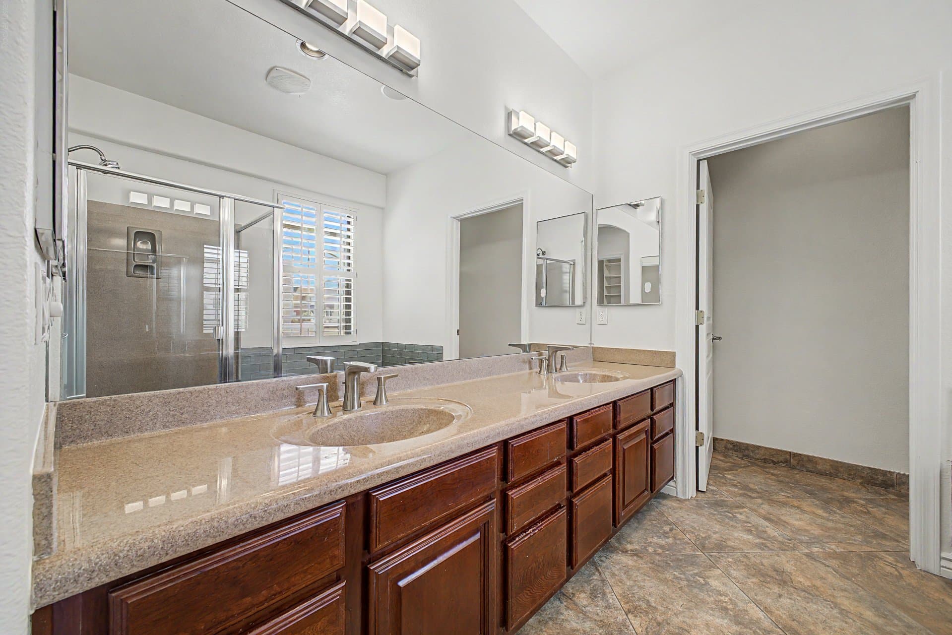 Chandler Townhome: 123 N WASHINGTON ST